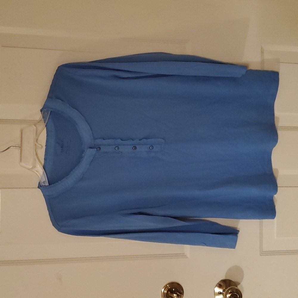 Talbots new without tags 3/4 sleeve ruffle top